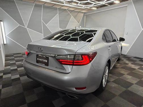 2016 Lexus ES 350 Base