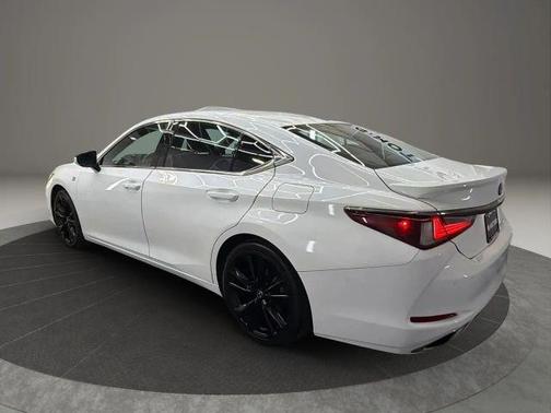 White 2022 Lexus ES 350 F Sport
