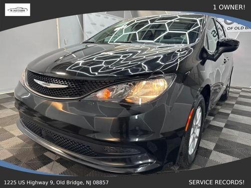 Black 2022 Chrysler Voyager LX
