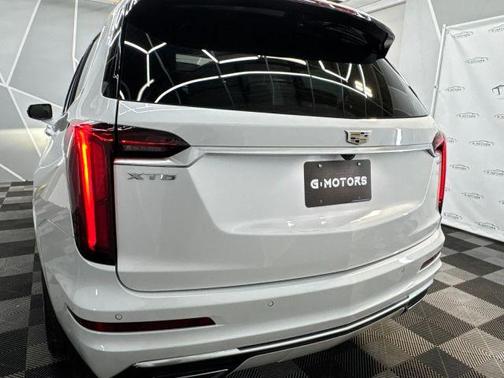 2024 Cadillac XT6 Premium Luxury FWD