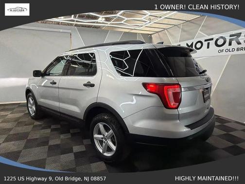 Silver 2018 Ford Explorer Base