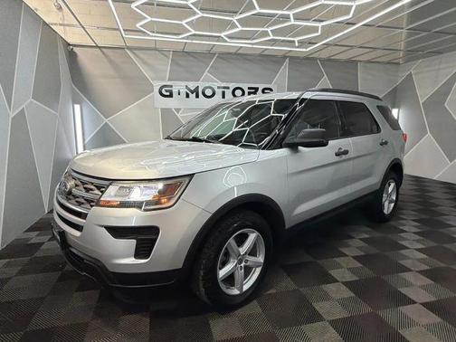 Silver 2018 Ford Explorer Base