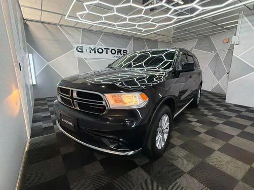 Black 2019 Dodge Durango SXT