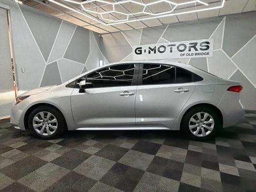 Silver 2022 Toyota Corolla LE