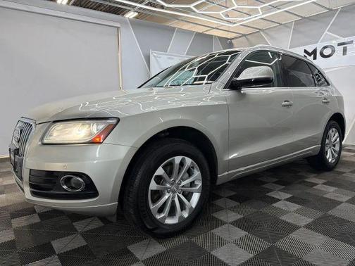 2015 Audi Q5 2.0T Premium Plus
