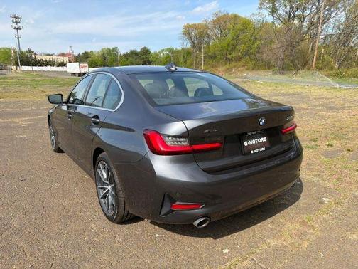 Gray 2019 BMW 330 i xDrive