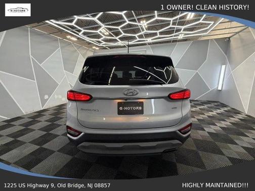 Silver 2019 Hyundai SANTA FE 2.4 SE