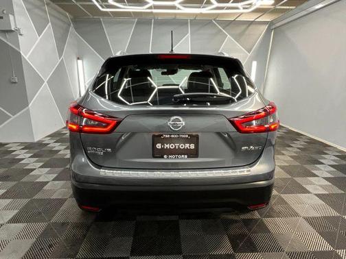 2021 Nissan Rogue Sport SV