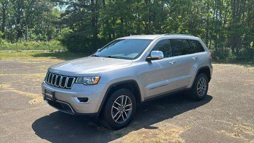 Silver 2019 Jeep Grand Cherokee Limited