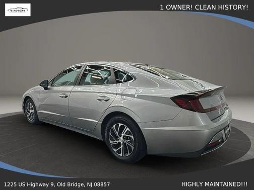 Silver 2021 Hyundai SONATA Hybrid Blue