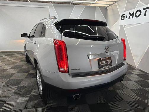 Silver 2015 Cadillac SRX Base