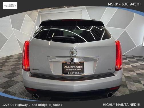 Silver 2015 Cadillac SRX Base