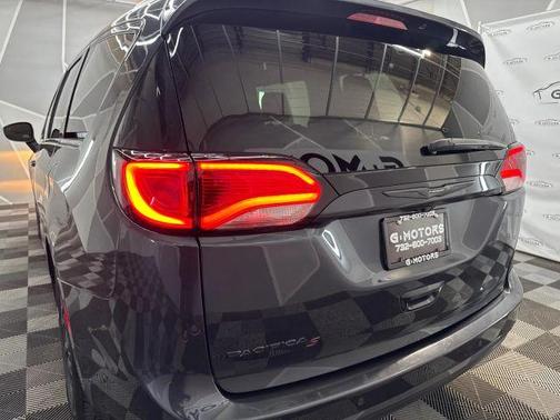 2020 Chrysler Pacifica Touring-L Plus