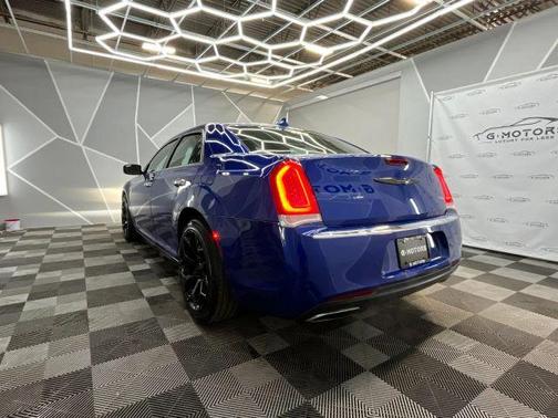 2018 Chrysler 300 Limited