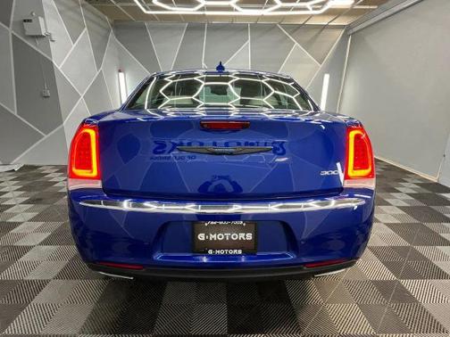 2018 Chrysler 300 Limited