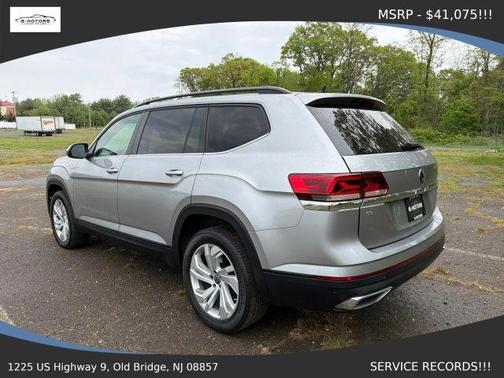 Pyrite Silver Metallic 2021 Volkswagen Atlas 2.0T SE w/Technology