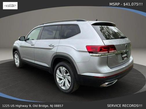 Pyrite Silver Metallic 2021 Volkswagen Atlas 2.0T SE w/Technology