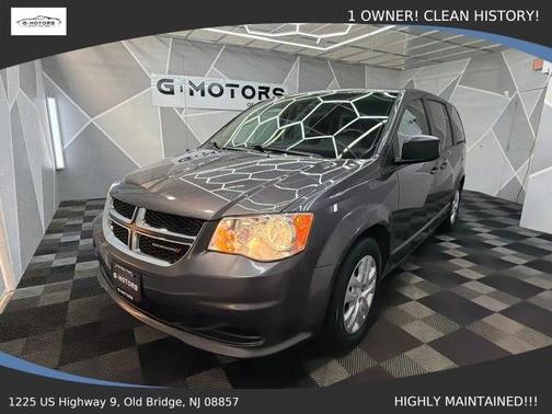 Gray 2018 Dodge Grand Caravan SE