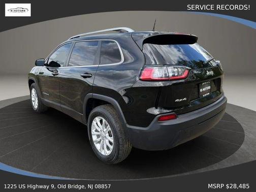Black 2019 Jeep Cherokee Latitude