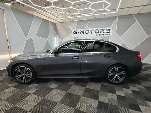 Gray 2019 BMW 330 i
