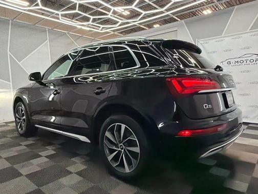 2021 Audi Q5 40 Premium Plus