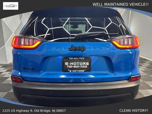 Blue 2023 Jeep Cherokee Altitude Lux