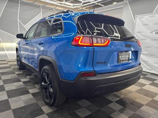 2023 Jeep Cherokee Altitude Lux