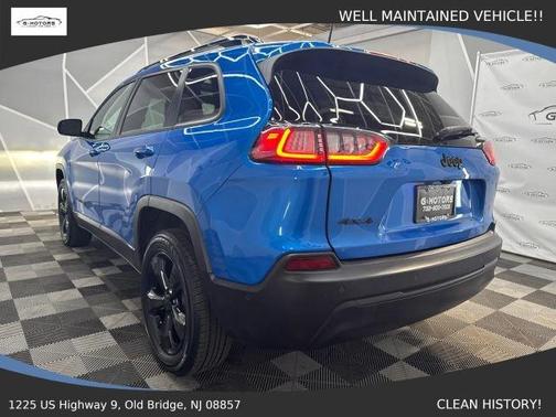 Blue 2023 Jeep Cherokee Altitude Lux