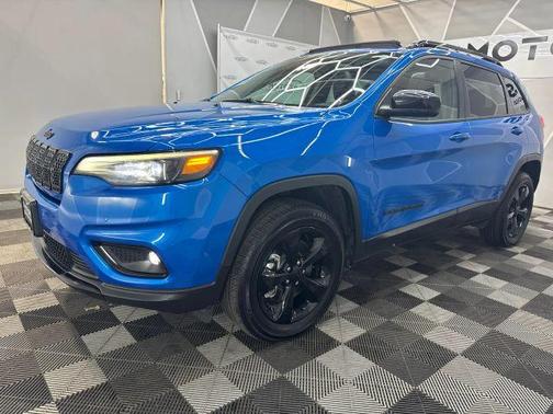 2023 Jeep Cherokee Altitude Lux