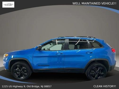 Blue 2023 Jeep Cherokee Altitude Lux