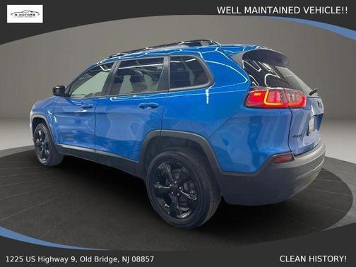 Blue 2023 Jeep Cherokee Altitude Lux