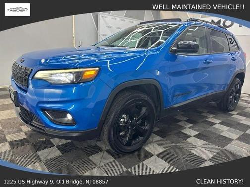 Blue 2023 Jeep Cherokee Altitude Lux