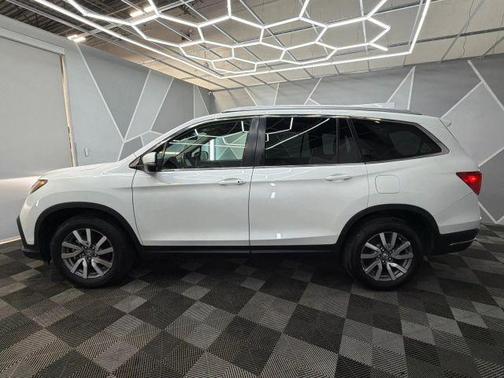 White 2020 Honda Pilot EX-L