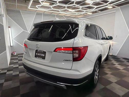 White 2020 Honda Pilot EX-L
