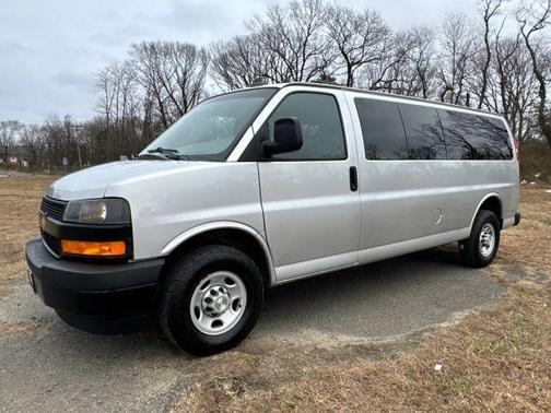 2020 Chevrolet Express 3500 LS