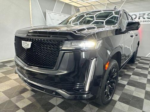 2023 Cadillac Escalade ESV Sport Platinum