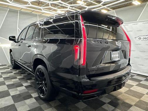 2023 Cadillac Escalade ESV Sport Platinum