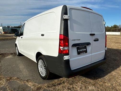 2020 Mercedes-Benz Metris Base