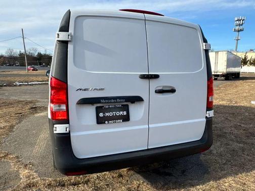 2020 Mercedes-Benz Metris Base