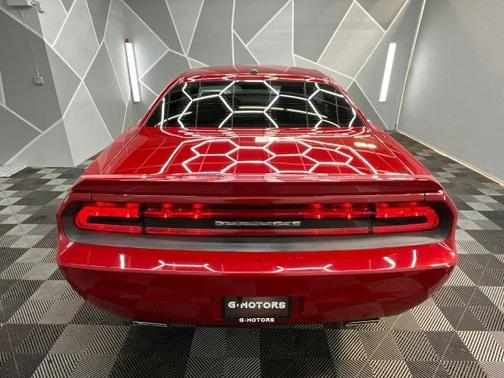 2012 Dodge Challenger SXT