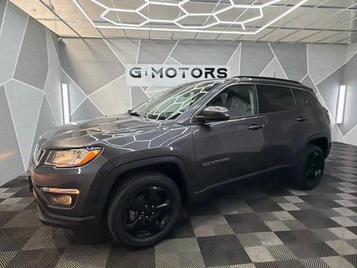 Gray 2020 Jeep Compass Latitude