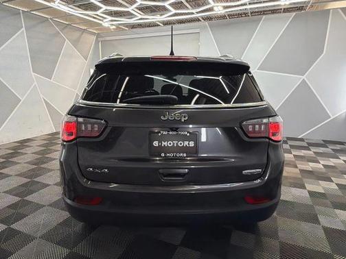 Gray 2020 Jeep Compass Latitude