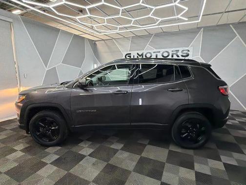 Gray 2020 Jeep Compass Latitude