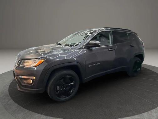 Gray 2020 Jeep Compass Latitude