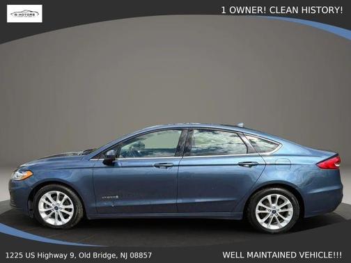 Blue 2019 Ford Fusion Hybrid SE