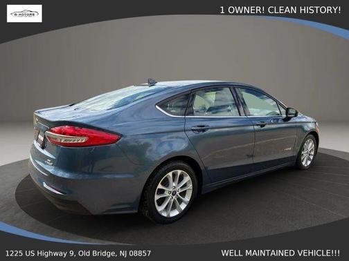 Blue 2019 Ford Fusion Hybrid SE