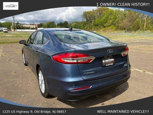 Blue 2019 Ford Fusion Hybrid SE