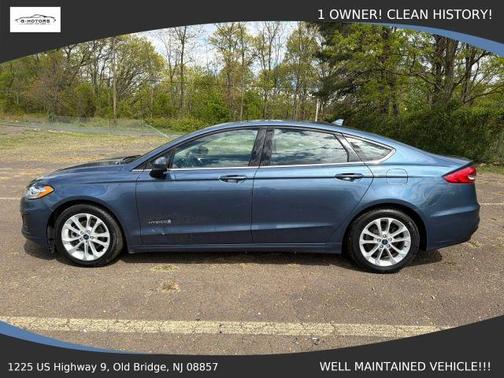 Blue 2019 Ford Fusion Hybrid SE
