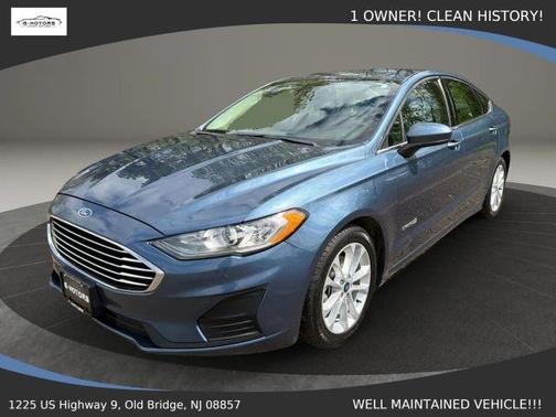 Blue 2019 Ford Fusion Hybrid SE
