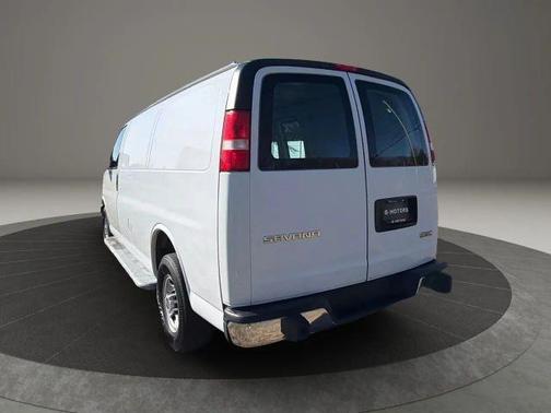 White 2019 GMC Savana 2500 Work Van